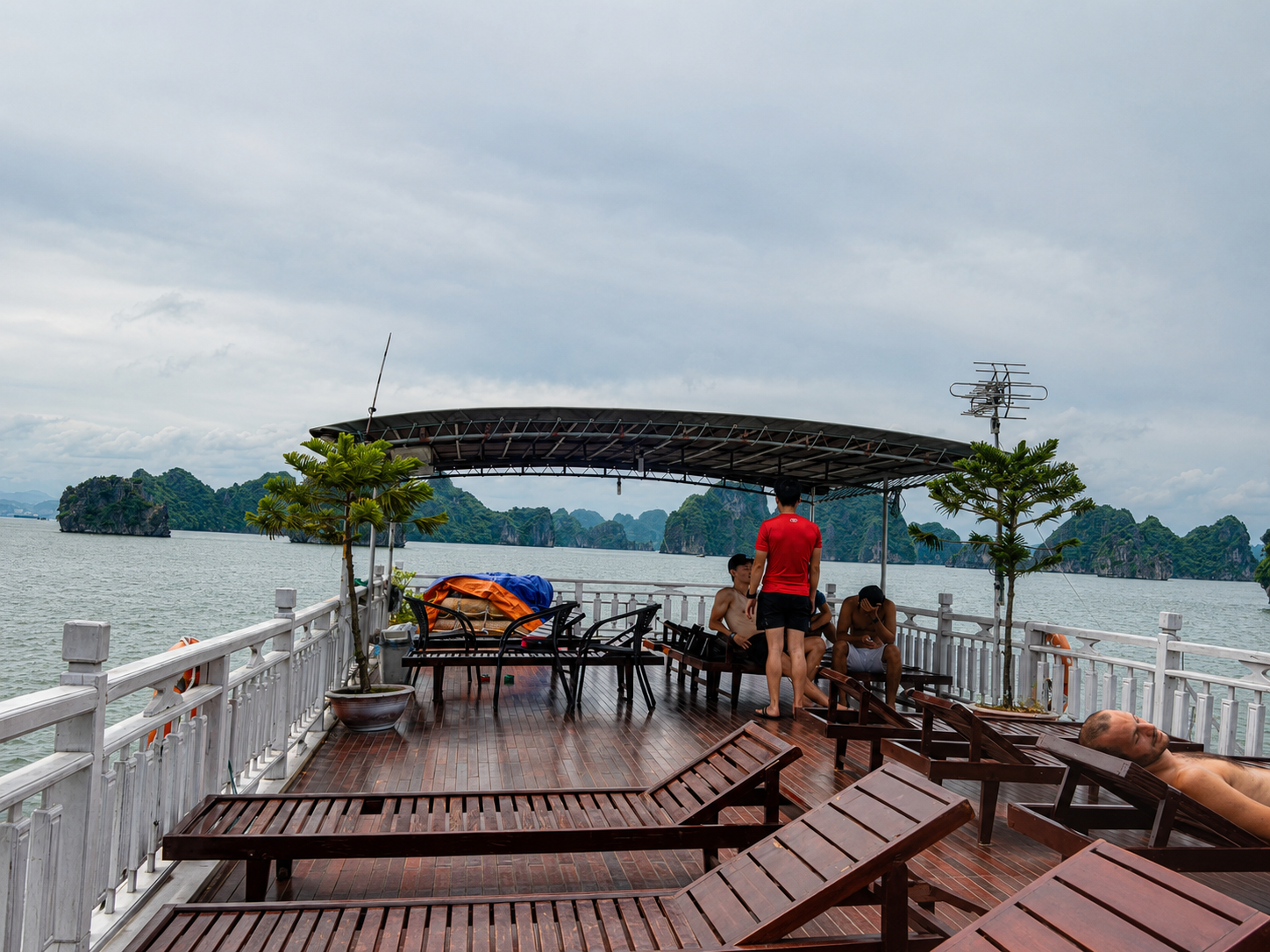Ha Long Bay Cruise Sun Deck Vietnam Hanoi 2016