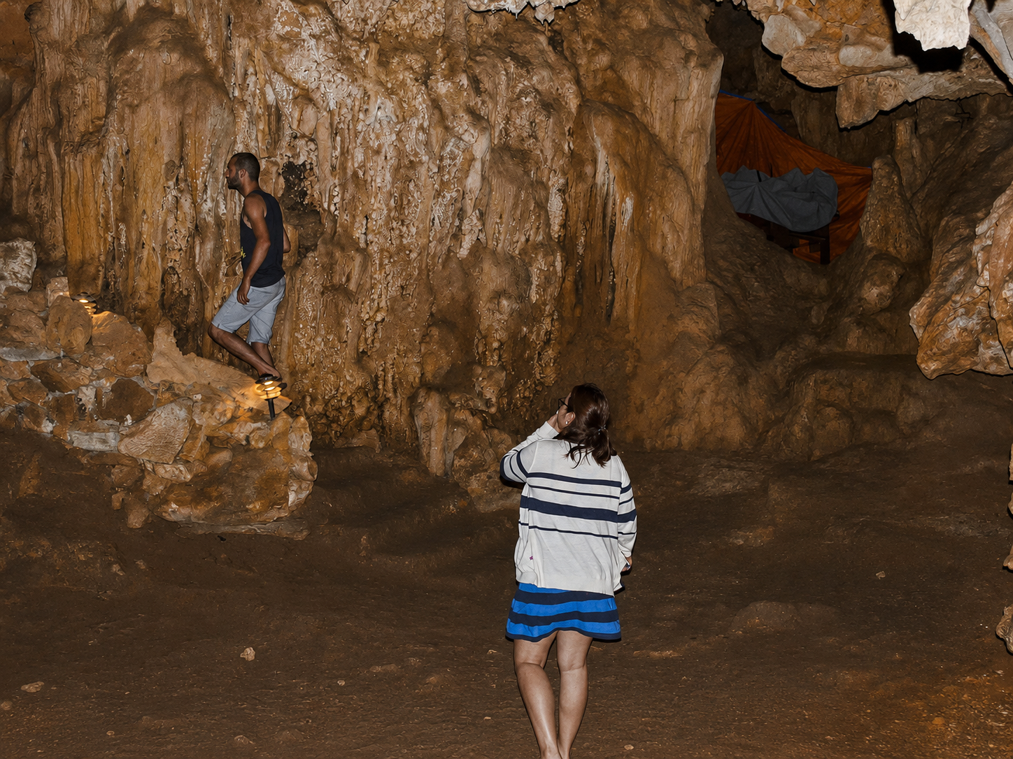 Climbing Inside Ha Long Bay Cave Vietnam Hanoi 2016